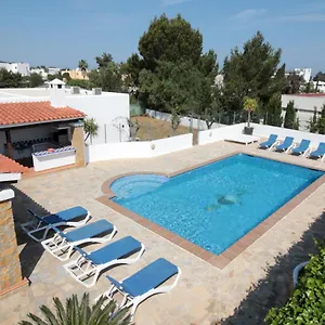 https://villa-mollie-ibiza.ibizaislandhotels.net